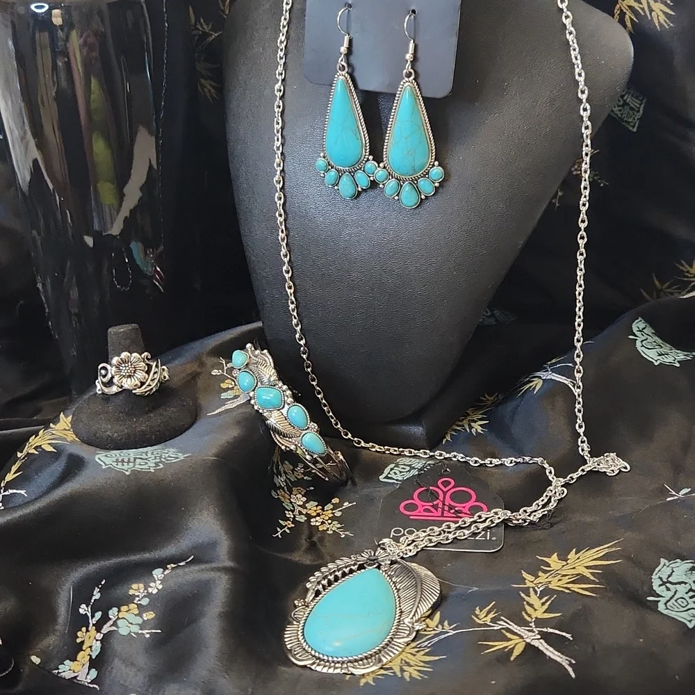Long Southwestern Silvertone Necklace set